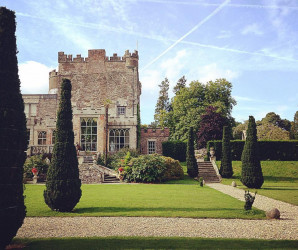 Things to do in County Carlow, Ireland - Huntington Castle - YourDaysOut